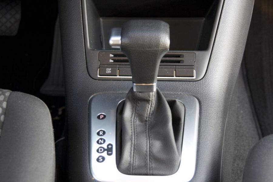  Volkswagen Tiguan S 2009 года  (фото 15 из 25)
